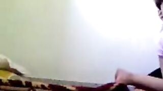 عراقي يستدرج طالبة عراقية مراهقة فى الثانوية ويفقدها عذريتها - سكس نيك اول مرة - نيج عراقي