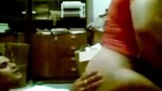 لبوه بلدي مربربه مع عشيقها مروق عليها على الاخر - سكس مصري