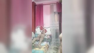 مربربة لبن بتقوله بحبش المص بس عادي - سكس مصري