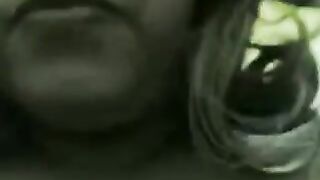 مصري جايب شرموطة في البيت ومش عارف ينيكها ازاي - سكس مصري