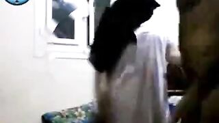 شرموطة محجبة ميلف مع صاحبها ويصورها من غير ما تعرف - سكس مصري